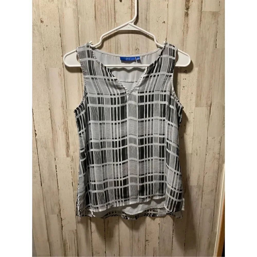 Blouse by apt nine ready for spring size extra small
